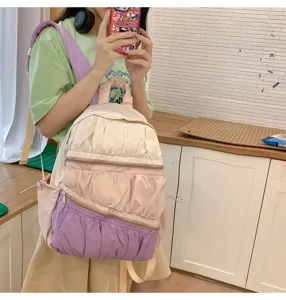 Zaino con volant stile torta da donna, borsa casual multicolore per viaggi giornalieri.