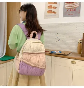 Zaino piccolo con pieghe stile torta, borsa casual carina per donna, zainetto da viaggio leggero.