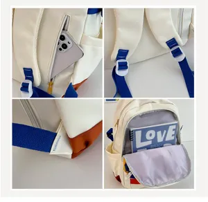 Vista dettagliata zaino scolaretta stile giapponese bicolore, con tasche di stoccaggio e spallacci.