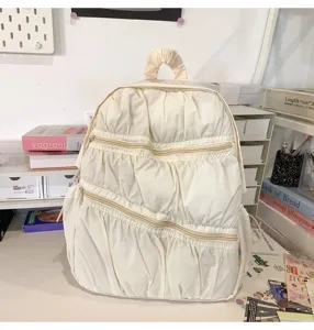Zaino carino pieghettato stile torta da donna, zainetto scolastico casual leggero con cerniere.