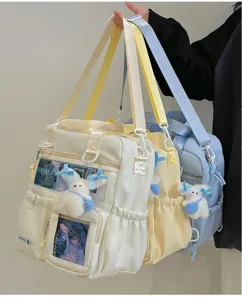 Vista dettagliata della simpatica borsa ita con finestra trasparente, grande capacità per fan.
