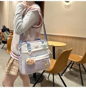 Sac à bandoulière en toile pour étudiantes, style mignon avec pendentif ours et breloques étoiles.