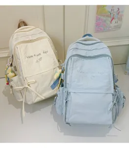 Lichtgewicht canvas studenten schoolrugzak met schattig borduurwerk ontwerp en grote capaciteit