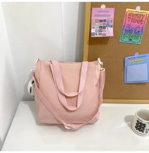 Bolso tote de lona rosa, bolso bandolera informal versátil con gran capacidad para uso diario.