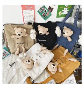 Bolso tote de lona lindo para mujer con muñeco de peluche de oso estilo japonés bolso bandolera