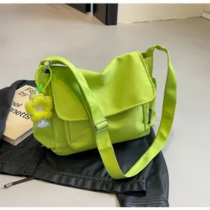 Neon πράσινη τσάντα ώμου από καμβά casual χιαστί τσάντα για γυναίκες καθημερινή μεταφορά στυλ.