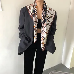 Luxe zijden sjaal 90cm designer monogram print vierkante sjaal elegante damessjaal wrap