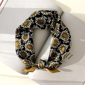 100% Moerbeizijde Sjaal Unisex Paisley Bedrukte Vierkante Sjaal Bandana Halsdoek Voor Zakelijk Casual Accessoire