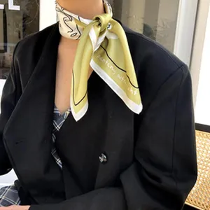 Eleganter Seidenschal Für Damen Bedruckt Mit Abstraktem Gesichtskunstmuster Minimalistischer Japanischer Quadratischer Schal Modeschmuck