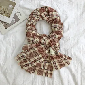 Gemütlicher brauner Karo-Winterschal mit Fransen, weicher Kaschmir-Imitat Schal für Damen.