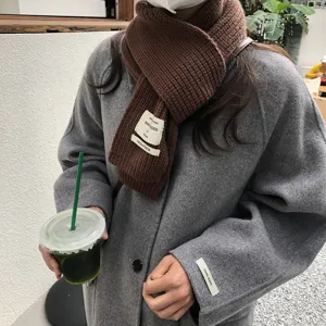 Brauner Strickschal Winter warmer Wollschal Halstuch weich stylisch koreanisches Accessoire
