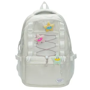 Zaino casual multi-tasche in tela con simpatiche stelle di peluche ideale per la scuola.