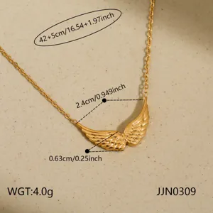 Gold wing pendant clavicle chain, delicate titanium steel fashion jewelry for women.