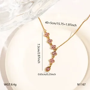Stainless steel pink crystal four leaf clover necklace clavicle chain jewelry detail view