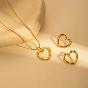 Elegant 18k gold plated stainless steel heart necklace and earrings jewelry set for women.