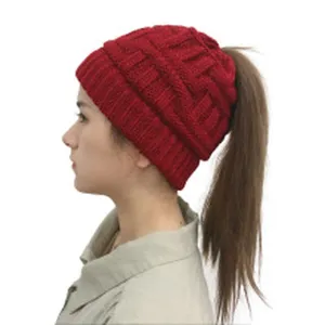 Elegante Berretto Invernale Donna Coda di Cavallo Maglia Treccia Caldo Morbido Rosso