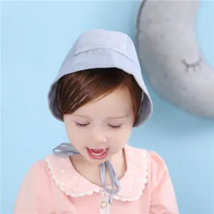 Süße Baumwoll-Babyhaube mit weichen Bändern, einfarbiger Prinzessinnenhut für Kleinkinder.