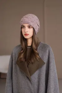 Donna berretto lavorato a maglia inverno caldo lana elegante design con perle dettaglio moda