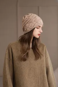 Berretto in maglia caldo autunno inverno da donna, cappello morbido in lana con perle.