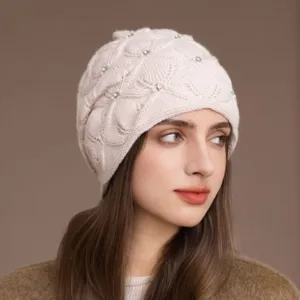 Elegante cappello invernale in maglia slouchy da donna con perle e decorazione strass caldo