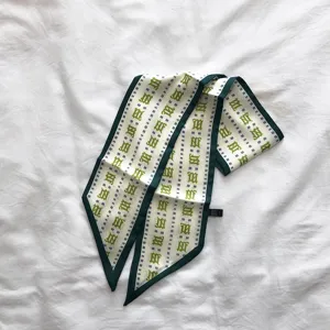 Style coréen élégant petit ruban foulard élégant accessoire de sac multi-usage foulard de cou