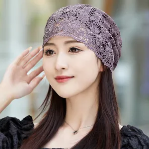 Bonnet en dentelle pour femme, chapeau léger et respirant pour l'été, protection solaire et style.
