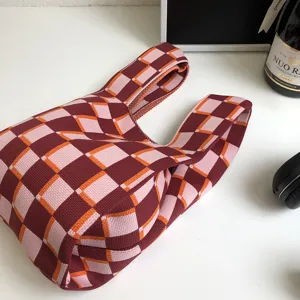 Stilvolle gestrickte Karomuster Handtasche, modische retro Freizeit Tasche für Damen.
