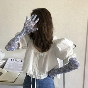 Netz-Sonnenschutzärmel mit Fünffinger-Handschuhen, stilvolles koreanisches Karomuster.