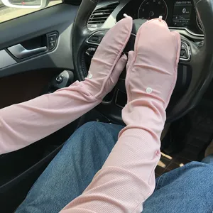 Rosa Sonnenschutz Ärmel für das Autofahren im Sommer lange fingerlose Eisseide Armlinge.