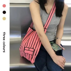 Stijlvolle gebreide geplooide schoudertas voor dames, grote capaciteit casual tote tas