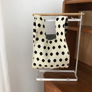Schwarz weiße Punkt Strick Handtasche, stilvolle Frühlings und Sommer lässige Damen Achsel Tasche.