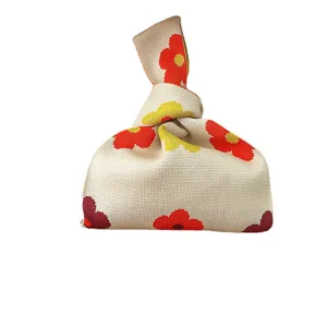 Süsses Blumen Strickknoten Tasche für Damen, lässige gewebte Handtasche und kleine Tasche.