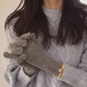 Cozy ribbed knit winter gloves for women and men, solid color warm touchscreen gloves.