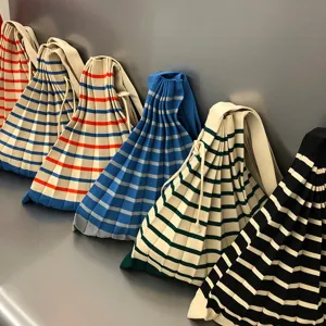 Gebreide gestreepte schoudertas grote capaciteit casual geplooide shopper tas.