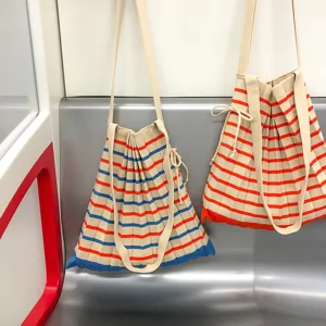 Gebreide gestreepte schoudertas, grote shopper handtas voor dames dagelijks gebruik.