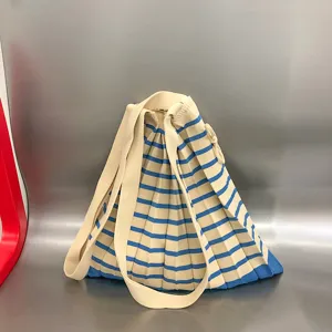 Gebreide gestreepte schoudertas, casual dagelijkse handtas met grote capaciteit.