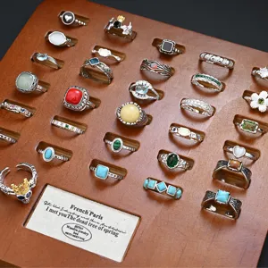 Vintage Hip Hop Copper Ring For Women Synthetic Turquoise Rhinestone Adjustable Opening Finger Ring Niche Ethnic Style Jewelry