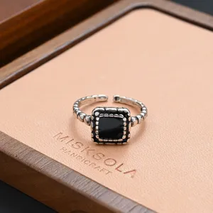 Vintage black gemstone silver ring, retro textured adjustable open finger ring for women.