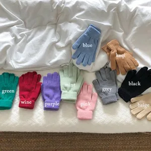 Winter warme Strickhandschuhe, weiche Wolle Vollfingerhandschuhe in vielen bunten Farben.