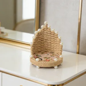 Soporte de teléfono de escritorio de cuerda de yute hecho a mano con perlas, estilo europeo.
