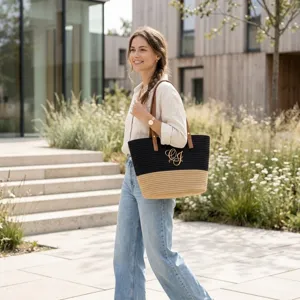 Handmade straw woven shoulder bag large capacity casual beach tote bag for women chic