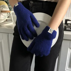 Guanti in maglia blu per donna invernali caldi e confortevoli modelli touch screen