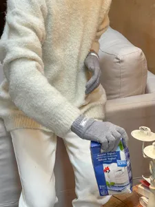 Koreanische Strick-Handschuhe für Damen, warme Fünffinger in einfarbigem Design, kuscheliges Detail.