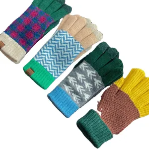 Winter Japanese style color block knitted gloves warm thick wool mittens for cold weather