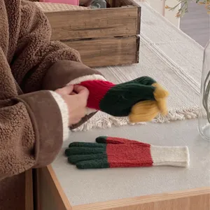 Cozy Japanese knit gloves for autumn and winter, warm five-finger design, stylish couple gloves.