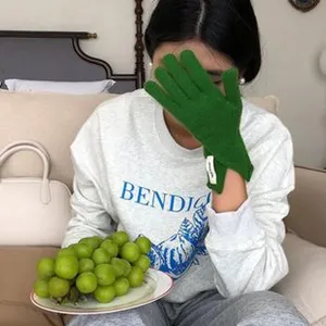 Grüne Winter Touchscreen Strickhandschuhe für Damen, warme Plüsch Paare Handschuhe.
