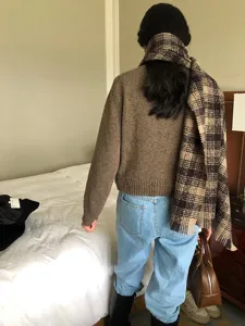 Écharpe à franges à carreaux pour femme, douce imitation cachemire pour l'hiver chic.