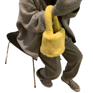 Sac à main duveteux jaune pour femme hiver sac cabas peluche doux sac fourre-tout mignon chic