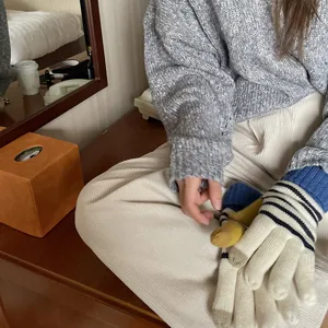 Dicke koreanische Retro Fleece-Thermostrickhandschuhe fuer gemütliche Winter und Studenten.