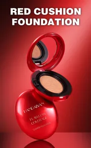 Fondotinta cushion rosso liquido per una copertura impeccabile e un finish naturale e radioso